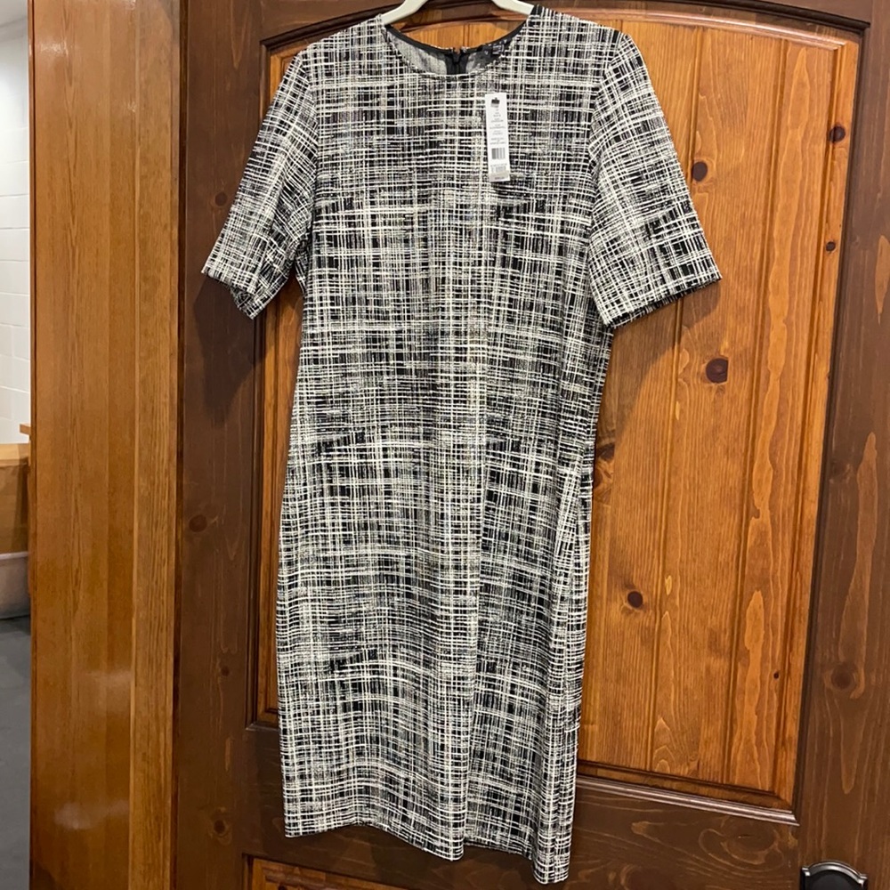 Theory black and white dress NWT